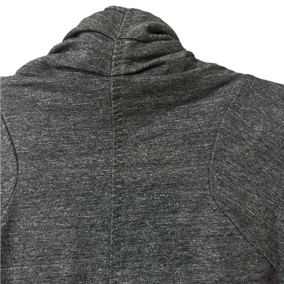 Lululemon That's A Wrap - Picture 13 of 16